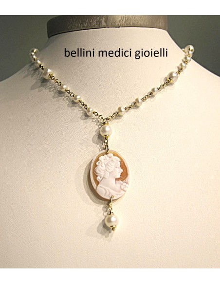 GIROCOLLO IN ARGENTO CON CAMMEO E PERLE