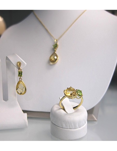 ANELLO IN ORO GIALLO CON CUORE DI QUARZO CITRINO E PERIDOTO