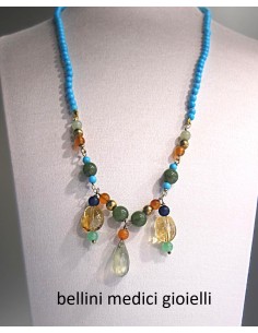 collana in pietra con...